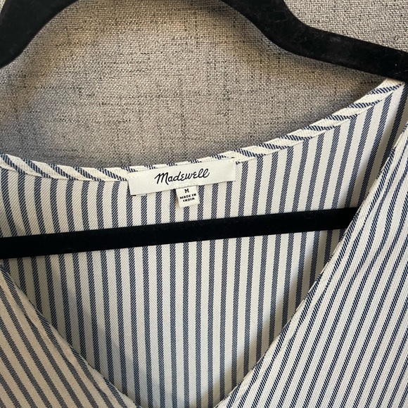 Madewell Novel Tie-Front Top in Stripe - Size Large - Picture 7 of 7